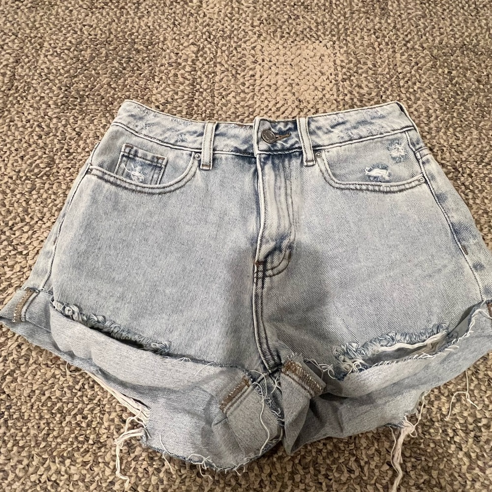 NWT Women’s PacSun Light Blue Distressed Jean Shorts